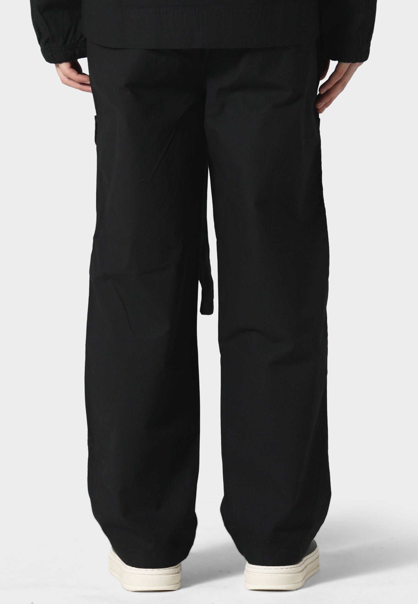 Rip Stop Black Cargo Pant