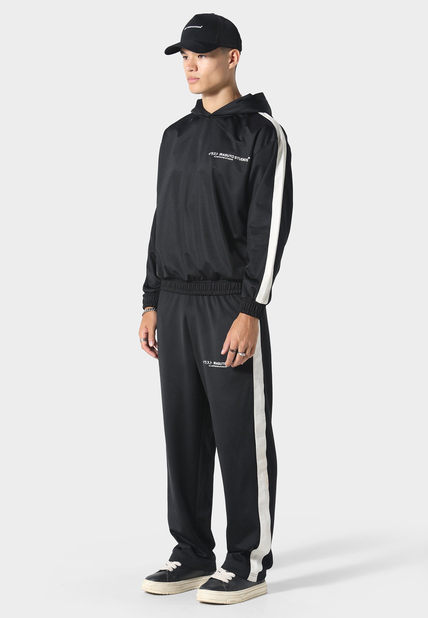Tricote Black Hoodie